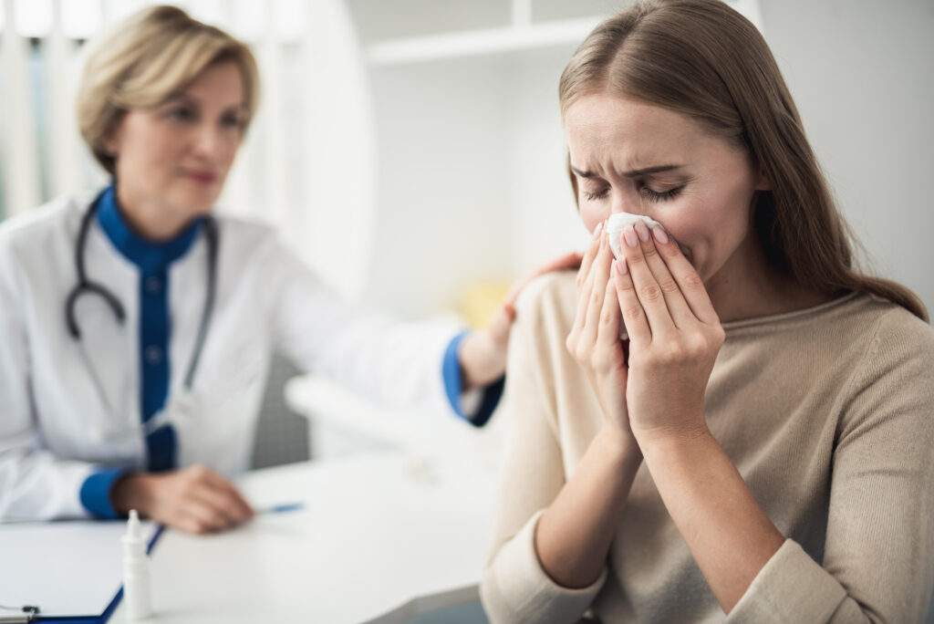 Salud respiratoria en invierno: diferencias entre gripe, resfrío y bronquitis explicadas simple